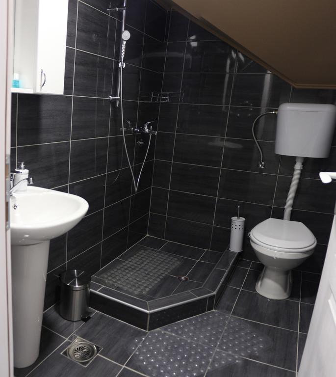 Guesthouse Vila Olivera Niska Banja Eksteriør billede