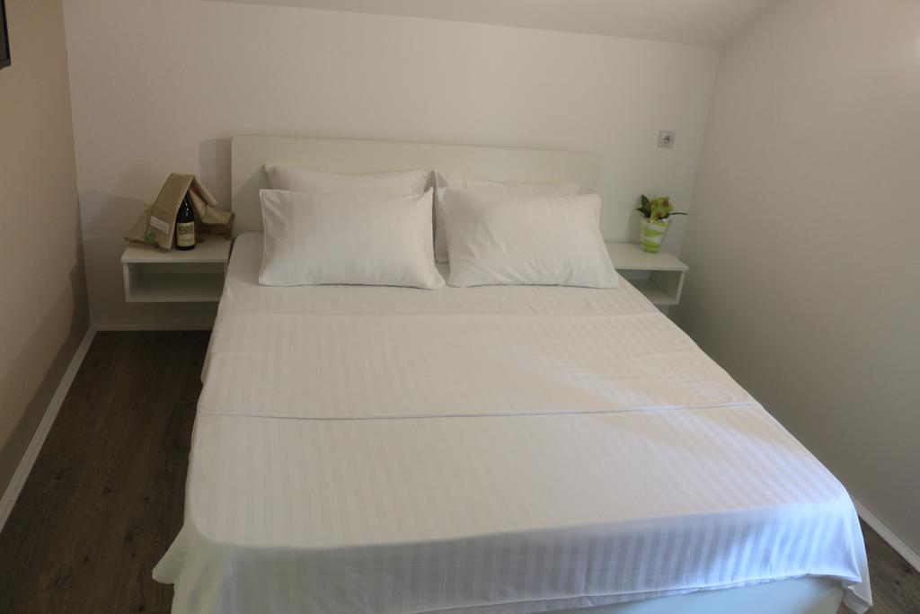 Guesthouse Vila Olivera Niska Banja Eksteriør billede
