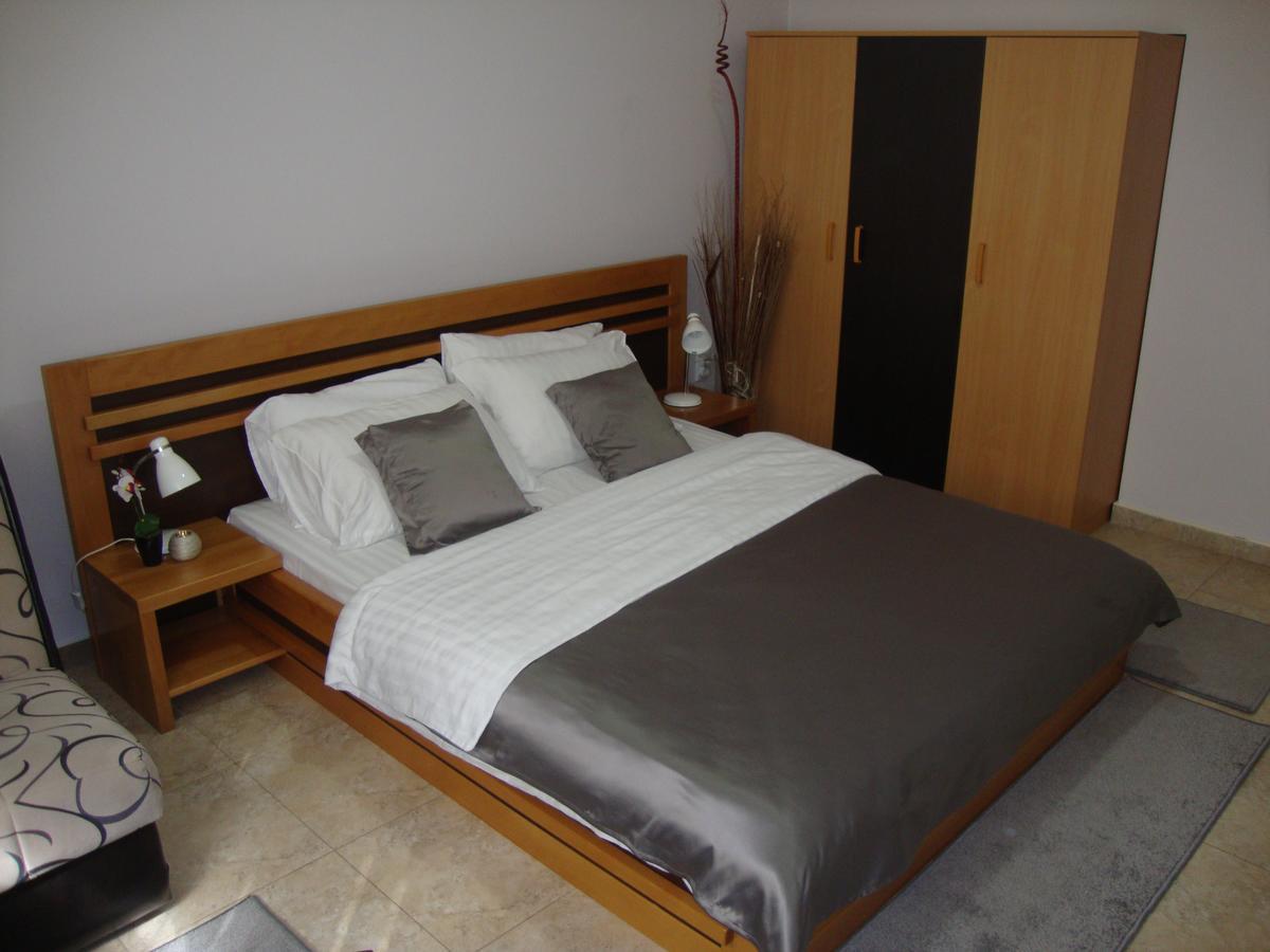Guesthouse Vila Olivera Niska Banja Eksteriør billede