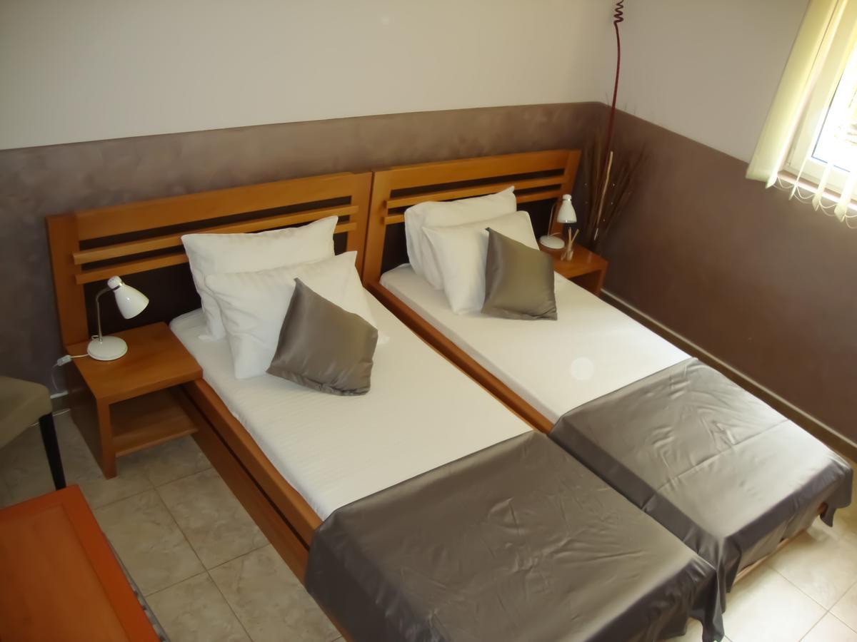 Guesthouse Vila Olivera Niska Banja Eksteriør billede