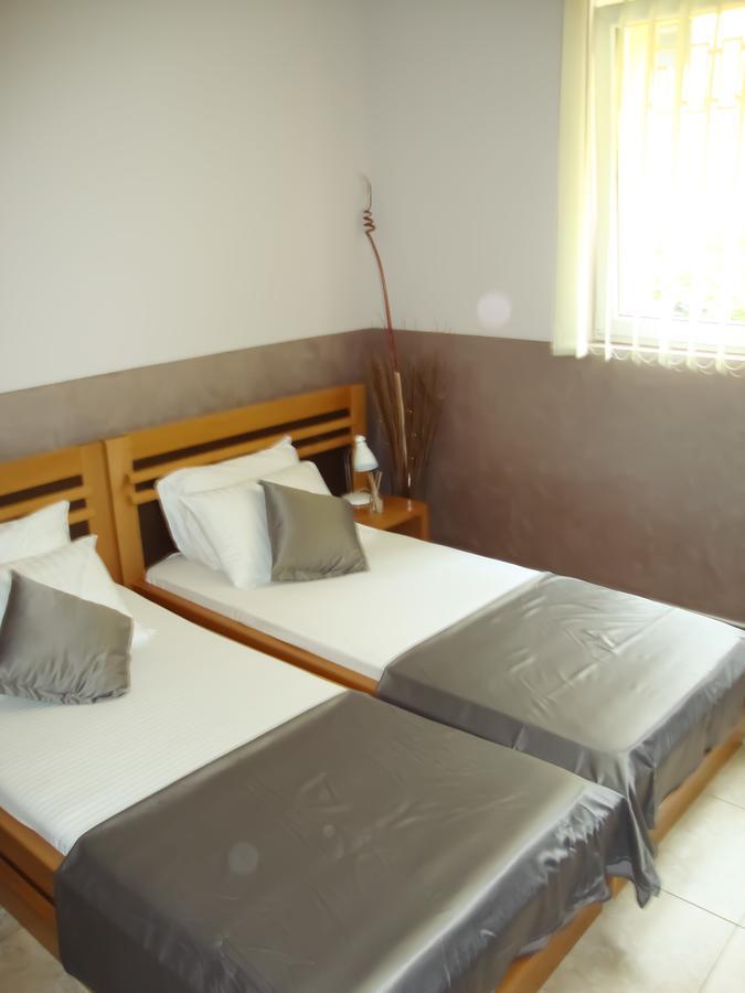 Guesthouse Vila Olivera Niska Banja Eksteriør billede