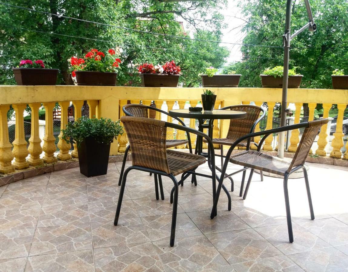Guesthouse Vila Olivera Niska Banja Eksteriør billede